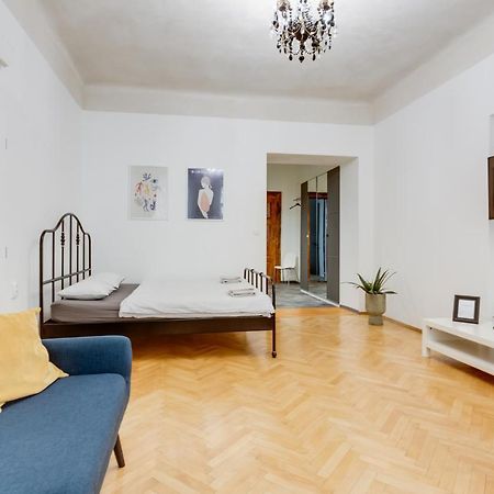 Lovely Apartments Heart Of Prague Exterior photo